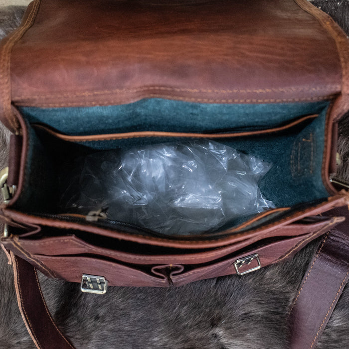 D&D Ultimate Campaign Leather Bag (v.2) - Premium leather bag - Just $149.99! Shop now at Retro Gaming of Denver