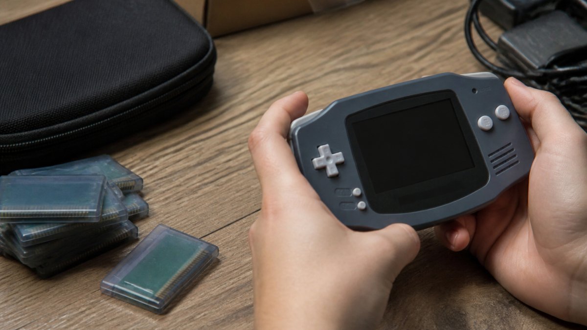 How to Buy a Game Boy Advance With Games