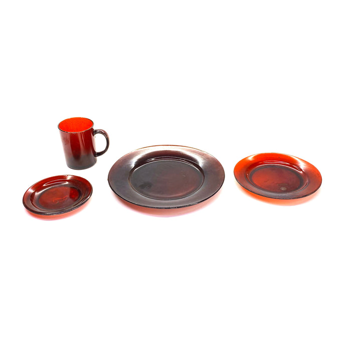 SMASHProps Breakaway 4 Piece Place Setting - for just $73! 