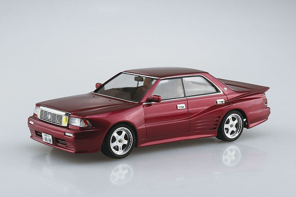 1/24 UZS131 CROWN '89 BLISTER STYLE (TOYOTA) Model Kit - for just $39.99! 