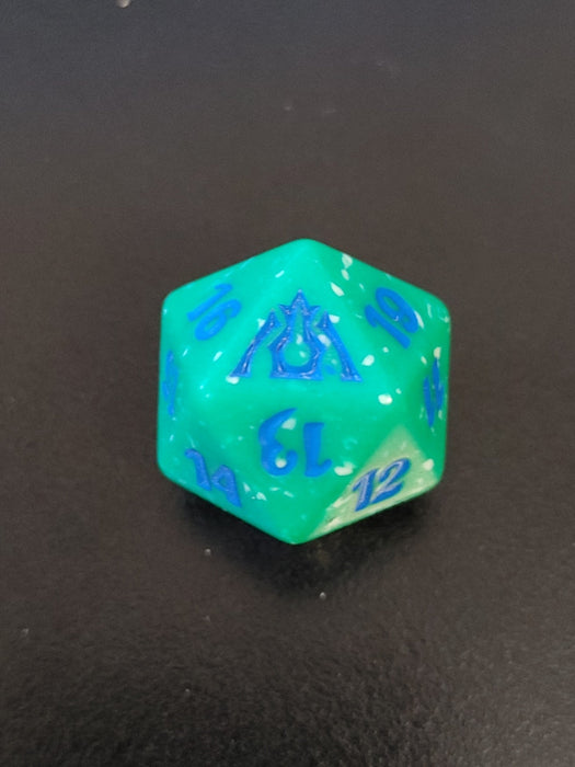 Dragon's Maze Spindown Die / Dice Magic the Gathering / MTG D20 - for just $7.50! 