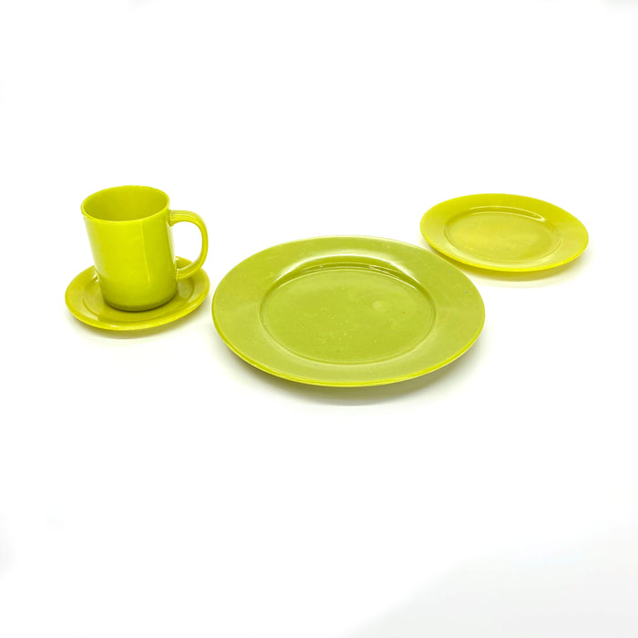 SMASHProps Breakaway 4 Piece Place Setting - for just $73! 