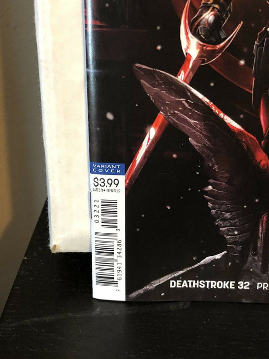 Deathstroke #32 Francesco Mattina Variant Deathstroke VS Batman Part 3 Cover B - for just $9.99! 