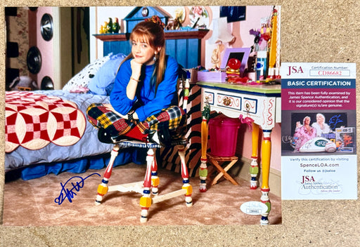 Melissa Joan Hart Signed Clarissa Explains It All 8X10 Photo With JSA COA - for just $60! 