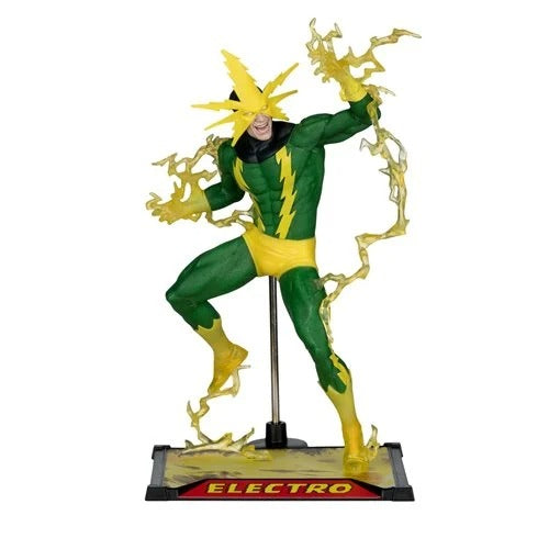 Marvel Collection 1:10 Scale Posed Figure with Scene - Select Figure(s) - for just $37.80! 