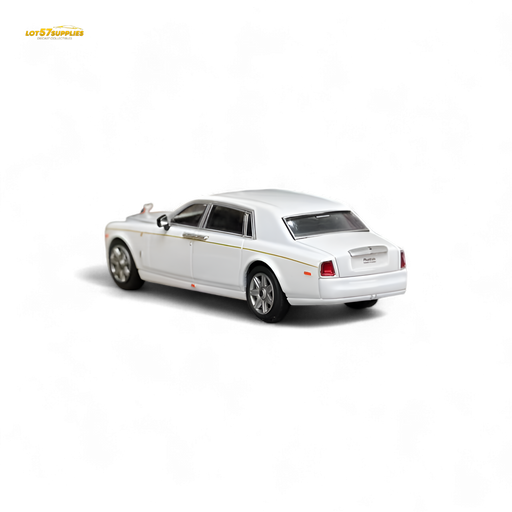 Street Weapon Rolls-Royce Phantom VII White 1:64 - for just $34.99! 