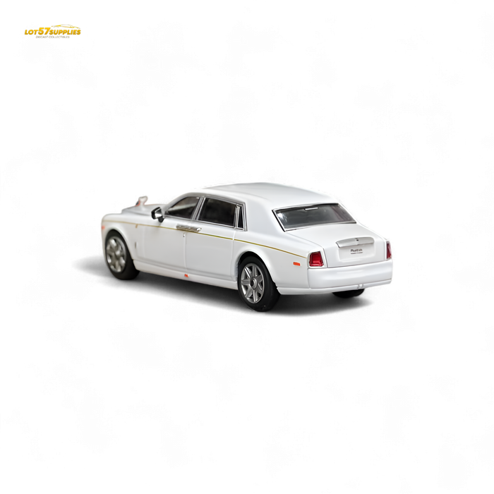 Street Weapon Rolls-Royce Phantom VII White 1:64 - for just $34.99! 