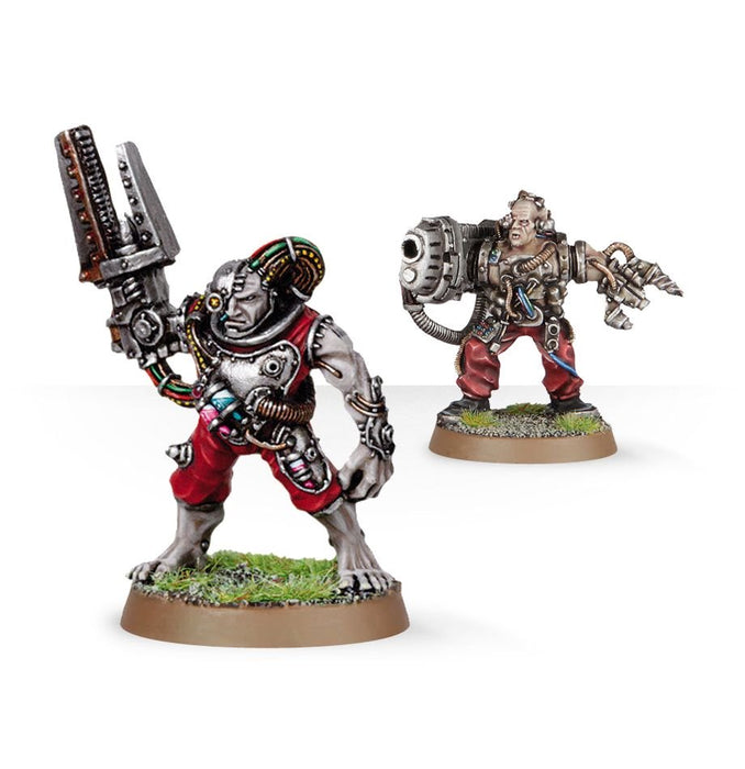 Warhammer 40K: Space Marines Servitors with Plasma Cannon - for just $18! 
