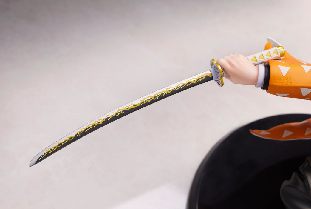 Aniplex: Demon Slayer: Kimetsu no Yaiba - Zenitsu Agatsuma 1/8 Scale Figure - for just $279.95! 
