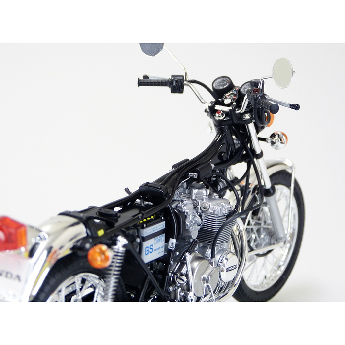 Aoshima: 1/12 Honda CB400Four I/II (398CC) Scale Model Kit #30 - for just $32.99! 