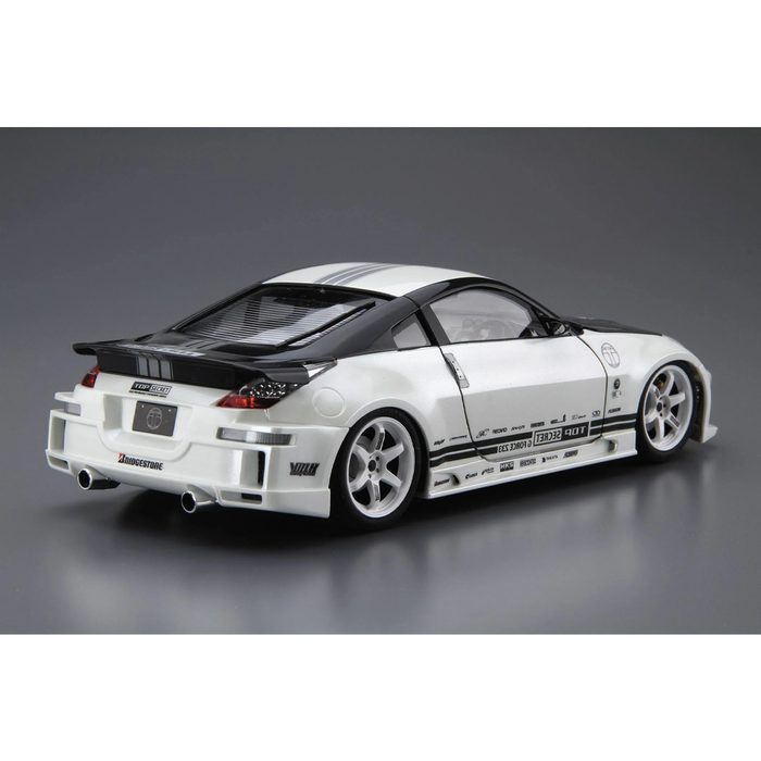 Aoshima: Nissan (2005) Top Secret Z33 Fairlady Z 1/24 Scale Model Kit #33 - for just $39.99! 