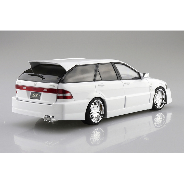 Aoshima: 1/24 Garson Geraid GT CF6 Accord Wagon '97 (Honda) Scale Model Kit #63 - for just $39.99! 