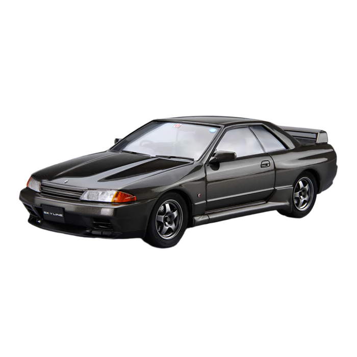 Aoshima: 1/24 NISSAN BNR32 SKYLINE GT-R '89 Scale Model Kit #12 - for just $39.99! 
