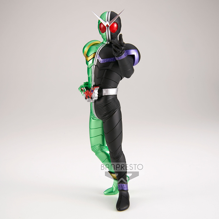 Banpresto: Kamen Rider W - Kamen Rider Cyclone Joker (Ver. A) Hero's Brave Statue - for just $26.99! 