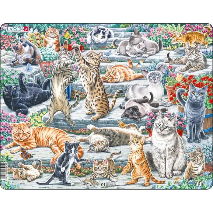 Cute Cats 45 Piece Tray Jigsaw Puzzle Larsen - for just $11.99! 