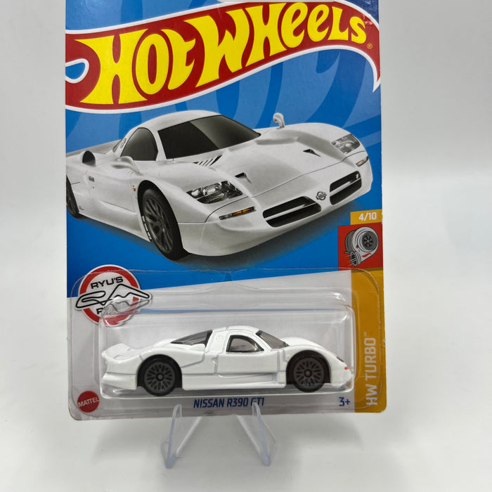 Custom Made Diecast 1:64 + Protector Case Hot wheels for any occasion - for just $26.99! 