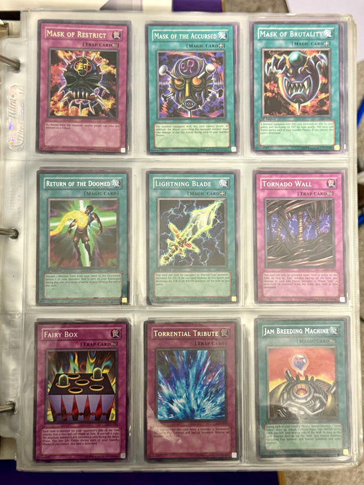 Yu-Gi-Oh! Labyrinth of Nightmare Complete Set LON 000-104 Magic Cylinder - for just $1300! 