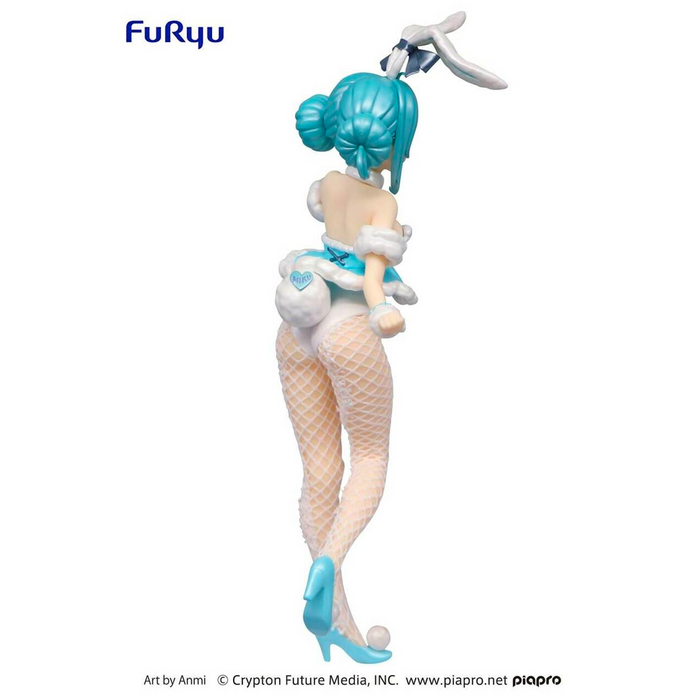 FuRyu: BiCute Bunnies - Hatsune Miku White Rabbit (Pearl Color Ver.) Figure - for just $26.99! 