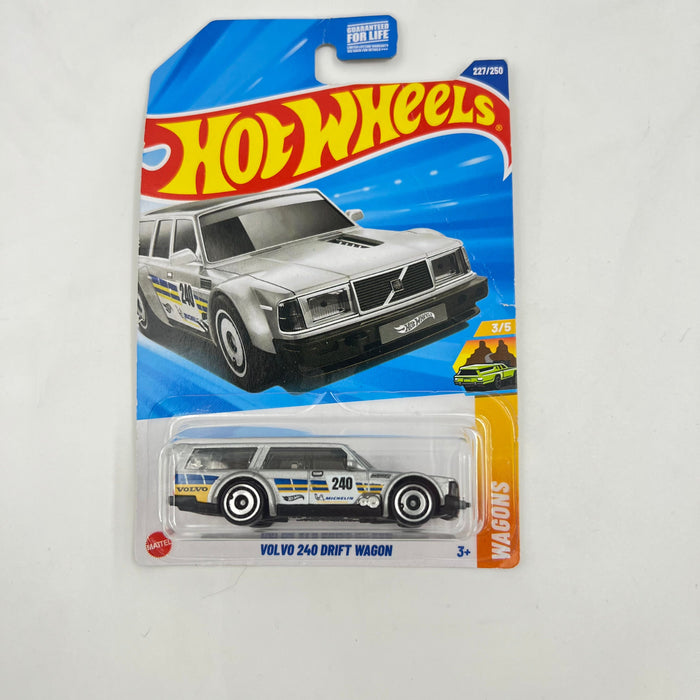 Custom Made Diecast 1:64 + Protector Case Hot wheels for any occasion - for just $26.99! 