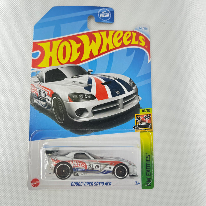 Hot Wheels American Power V2 1:64 Diecast Assorted (Ford, Chevy, Dodge, Mustang, Corvette, GMC, Jeep, Merc, Camaro)