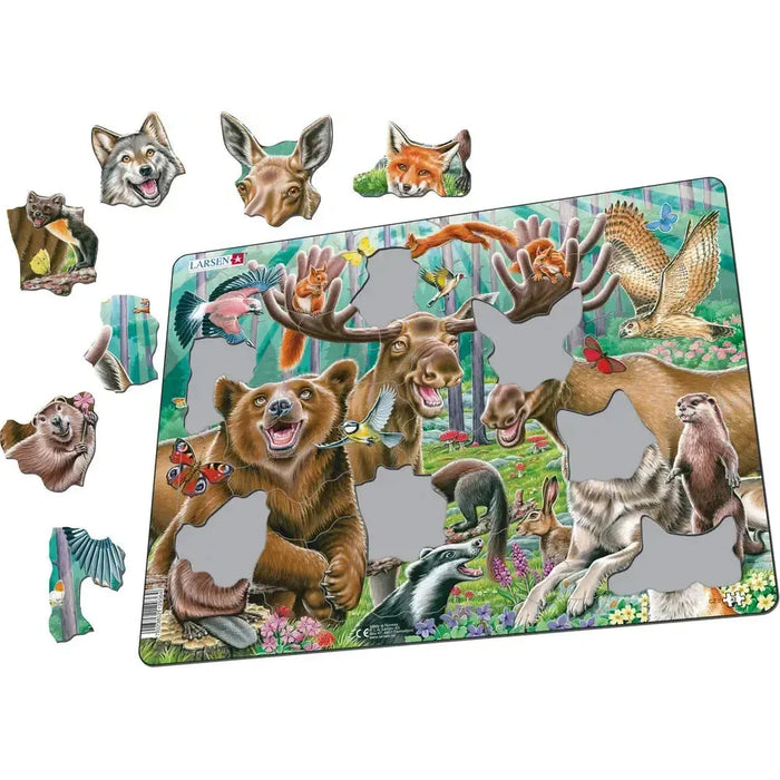 Happy Forest Selfie 42 Piece Tray Jigsaw Puzzle Larsen - for just $11.99! 