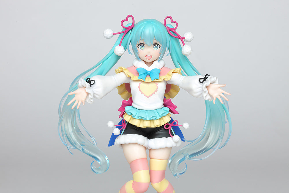 Hatsune Miku Figure - Winter Image Ver. - for just $35.99! 