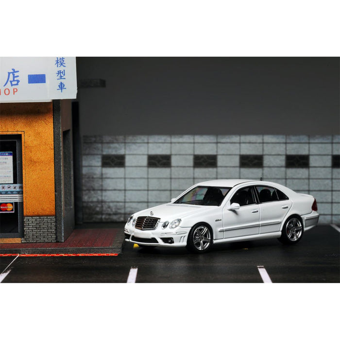 MK Model Mercedes-Benz E63 AMG W211 in White Limited to 599 Pcs 1:64 - Just $31.99! Shop now at Retro Gaming of Denver