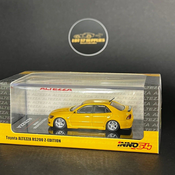 Inno64 Toyota Altezza RS2000 Yellow With Extra Wheels & Decals 1:64 - Just $54.99! Shop now at Retro Gaming of Denver