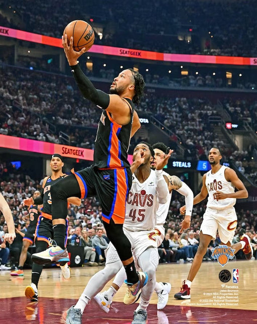 Jalen Brunson in Action New York Knicks 8" x 10" Basketball Photo - for just $9.99! 