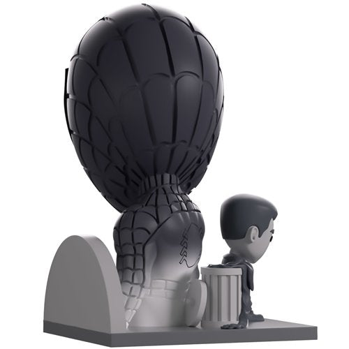 Marvel Comics Collection The Amazing Spider-Man #16 Black and White Vinyl Figure - SDCC 2024 Previews Exclusive - for just $39.99! 
