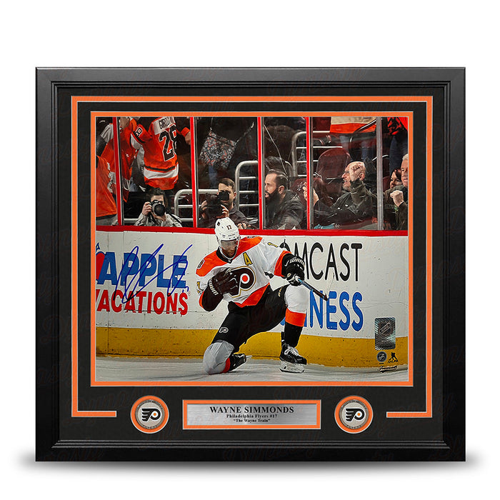 Wayne Simmonds Fist Pump Philadelphia Flyers Autographed 16" x 20" Framed Hockey Photo - for just $129.99! 