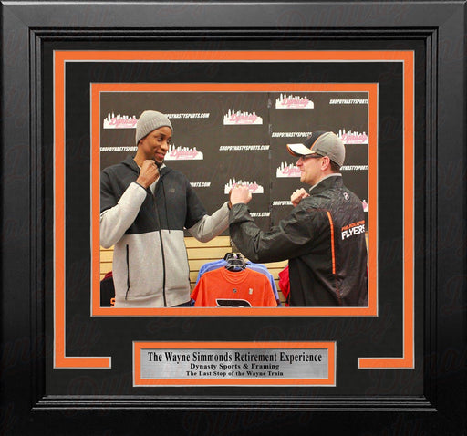 Wayne Simmonds Experience Philadelphia Flyers Photo-Op 5"x7" Frame Kit - for just $29.99! 
