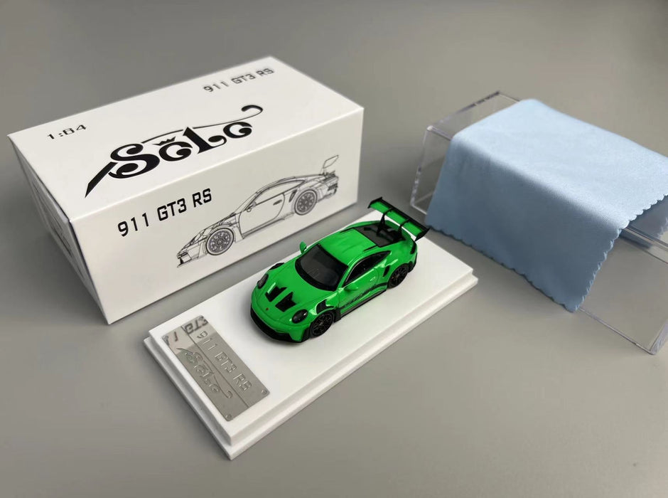 SOLO Porsche 911 992 GT3 RS Lizard Green 1:64 - for just $34.99! 