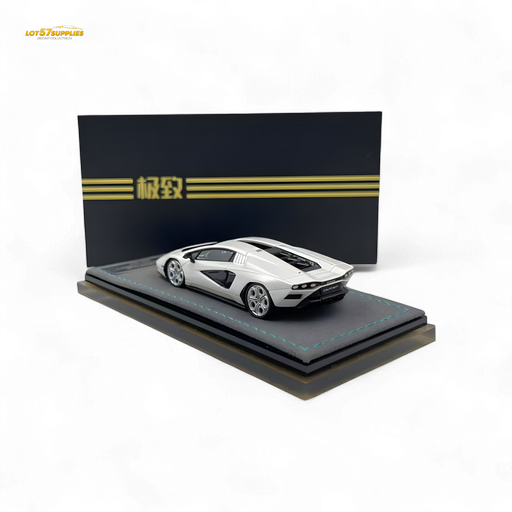 Extreme Club Lamborghini Countach LPI800-4 White 1:64 - for just $89.99! 