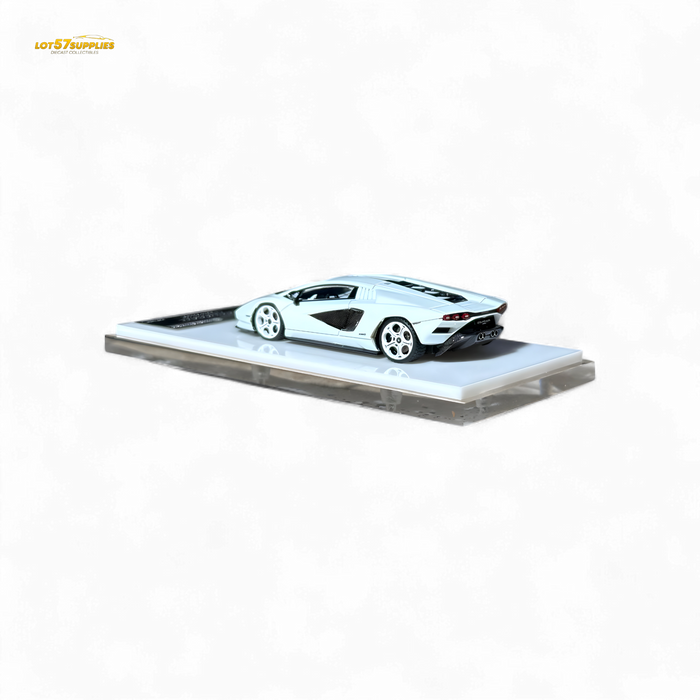 Fuelme Model NEO COUNTACH LPI 800-4 BIANCO SIDERALE 1:64 Resin - for just $109.99! 