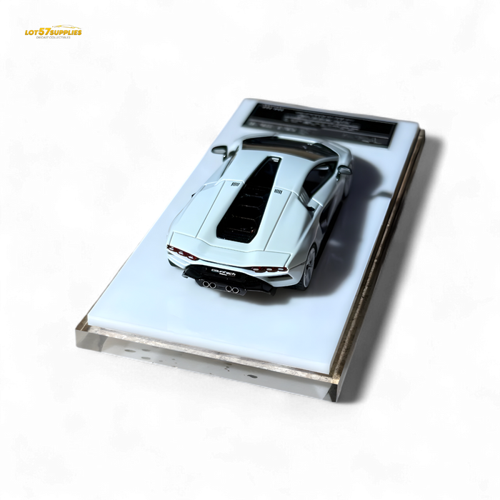 Fuelme Model NEO COUNTACH LPI 800-4 BIANCO SIDERALE 1:64 Resin - for just $109.99! 