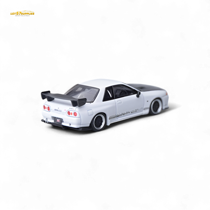 Focal Horizon Skyline GT-R R32 Top Secret Modified VR32 White 1:64 - for just $38.99! 