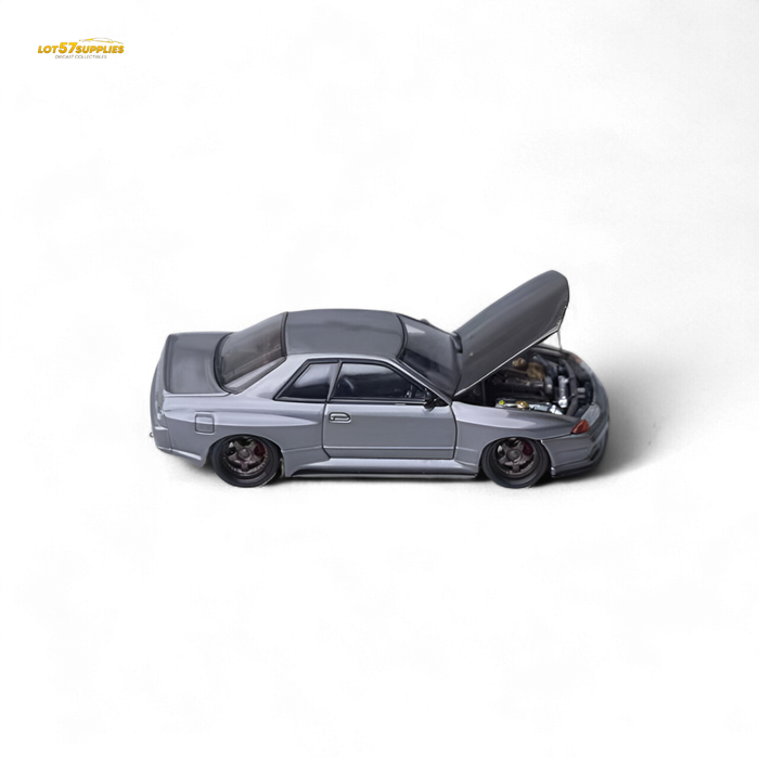 Focal Horizon Skyline GT-R R32 Grey Garage Active 1:64 - for just $39.99! 
