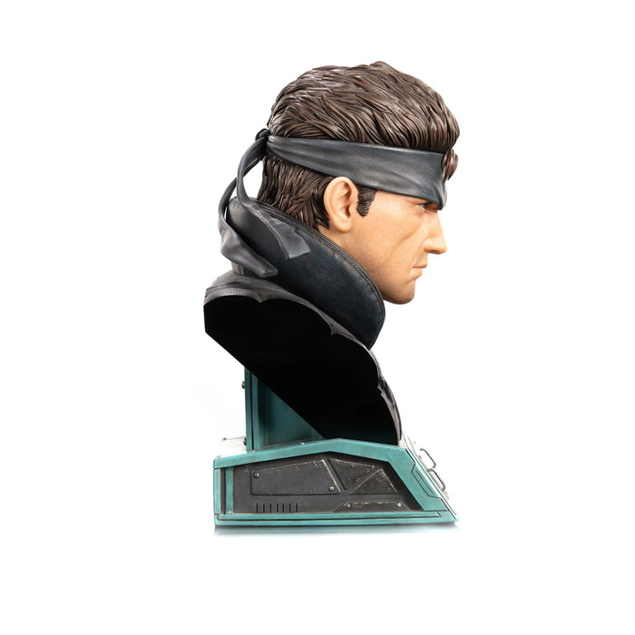 Solid Snake Grand Scale Bust 12" Premium Resin Statue – Figure - for just $369.99! 