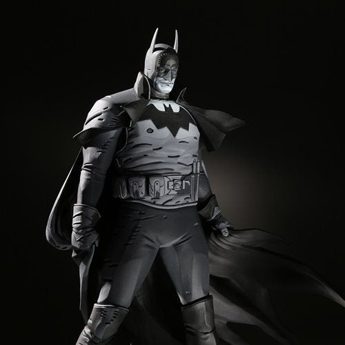 Batman Black & White Gotham by Gaslight by Mike Mignola 1:10 Scale Resin Statue - Just $141.13! Shop now at Retro Gaming of Denver