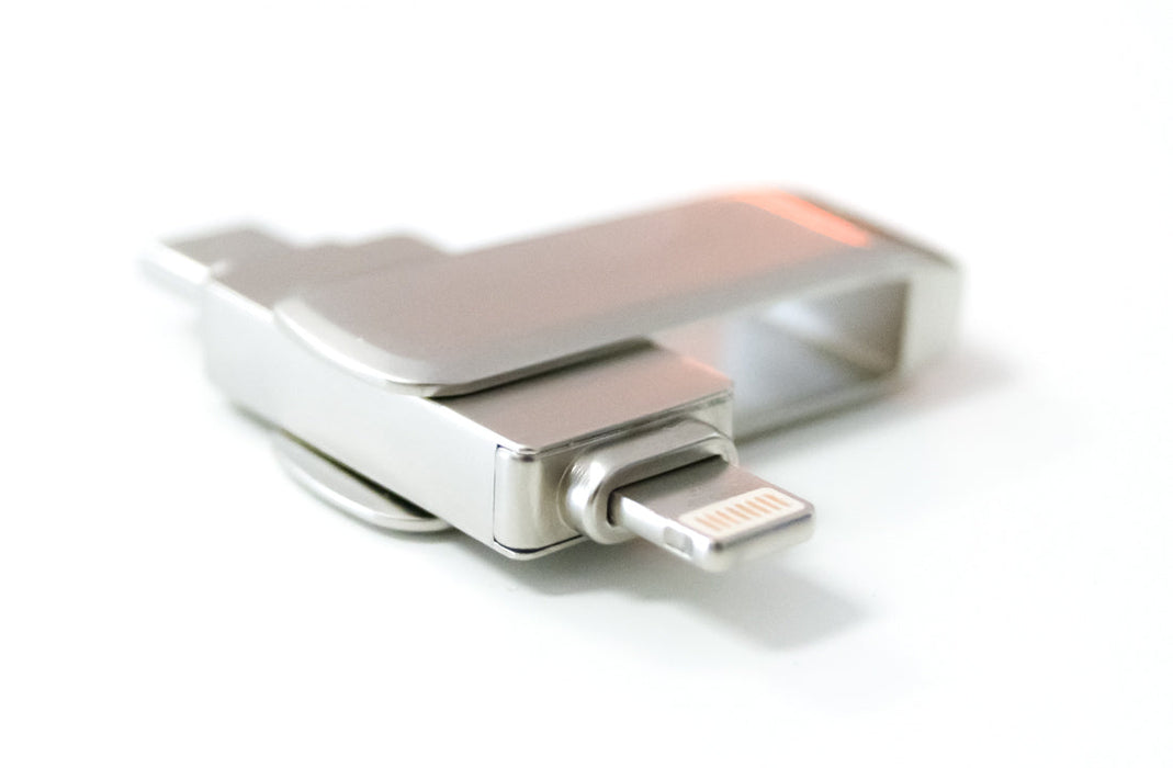 Bolt Dual USB 3.1 Flash Drive Unprinted - for just $12.99! 
