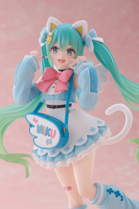 Hatsune Miku Fashion Fancy Ver. Figure - Official TAITO Collectible - for just $39.99! 