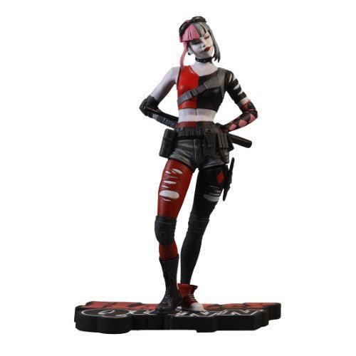 Dc Direct Harley Quinn Black & White By Simone Di Meo Statue - for just $125.99! 