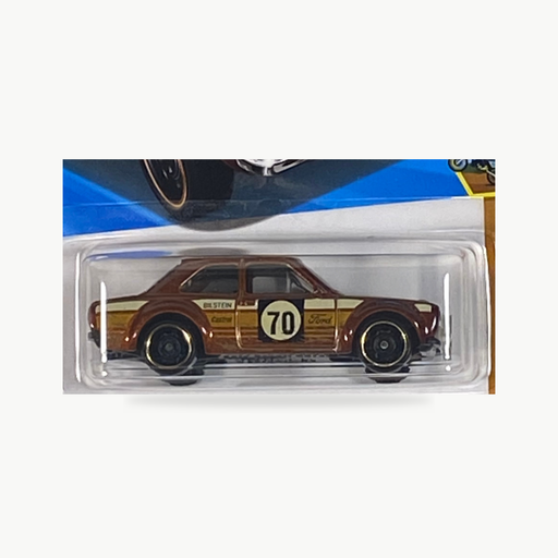 Hot Wheels '70 Ford Escort RS1600 | Dirt Series 3/10 - for just $2.49! 
