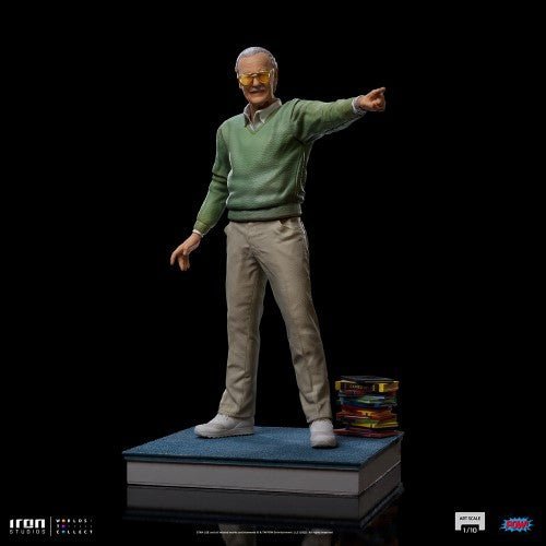 Iron Studios Pow Stan Lee Legendary Years Art Scale 1/10 Statue - for just $158.37! 