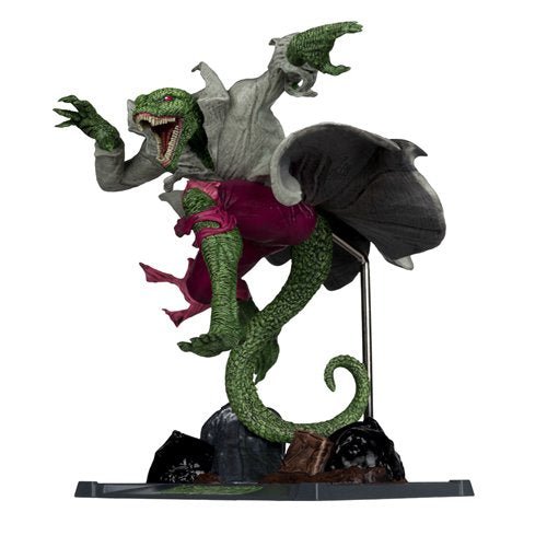 Marvel Collection 1:10 Scale Posed Figure with Scene - Select Figure(s) - for just $34.64! 