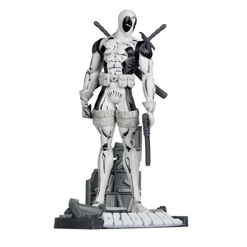 Marvel Deadpool The New Mutants #98 Line Art 1:10 Scale Posed Figure with Scene - Gold Label Exclusive - for just $35.99! 