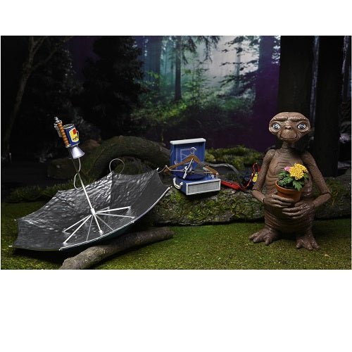 NECA E.T. 40Th Anniversary Deluxe 7-Inch Scale Action Figure - Select Figure(s) - Just $34.69! Shop now at Retro Gaming of Denver