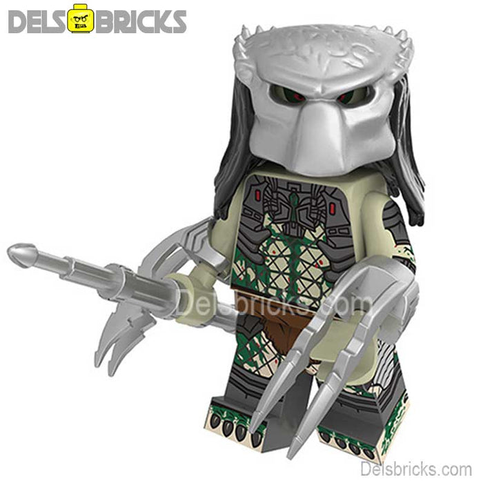 The Predator Green Yautja Lego Minifigures Custom Toys (Lego-Compatible Minifigures) - Just $4.99! Shop now at Retro Gaming of Denver