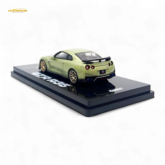 Inno64 Nissan Skyline GT-R R35 Millenium Jade 1:64 IN64-R35-MJADE - for just $28.99! 